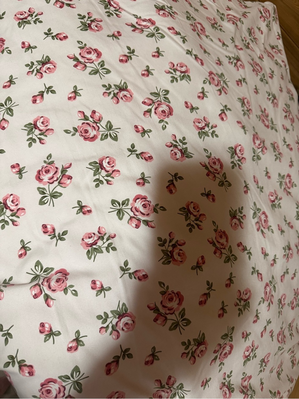 Classic Rose Print Comforter - Pink on Cream
